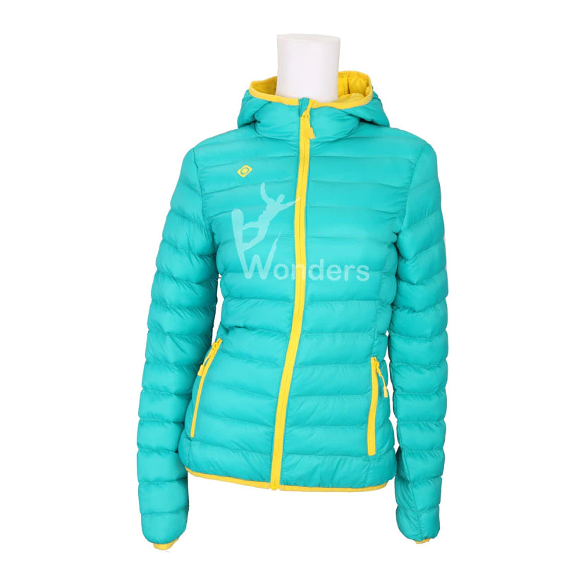 Women's light weight water-resistant full zip hoodied padded  jacket puffer jacket