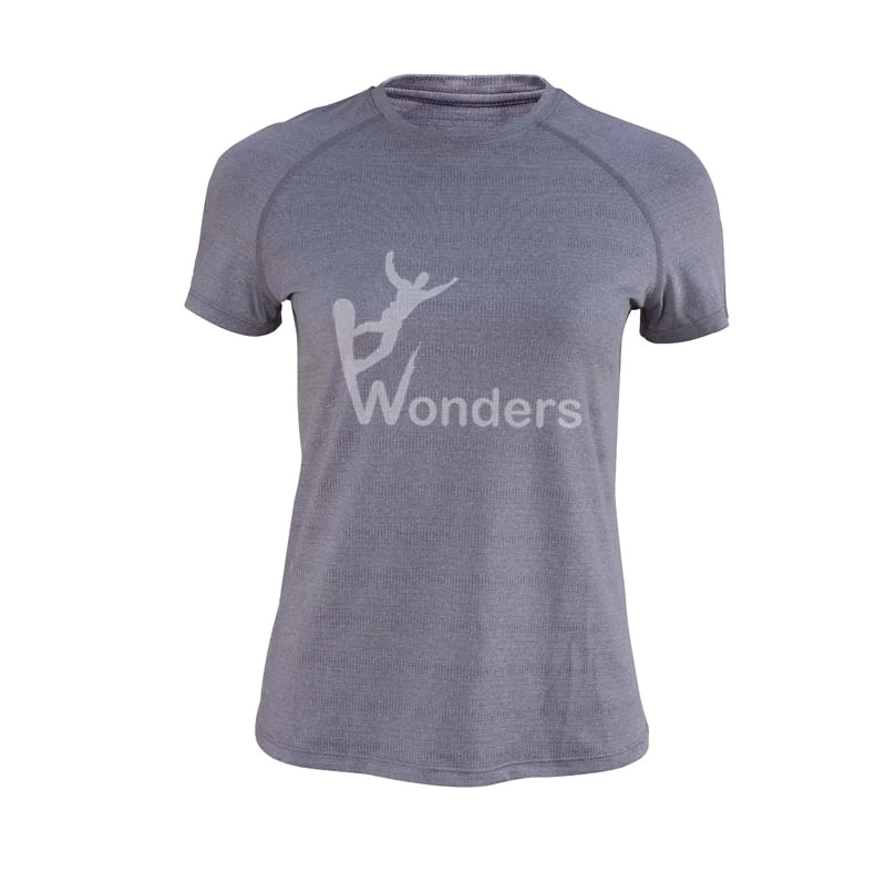 Men’s T shirt made of special fabric